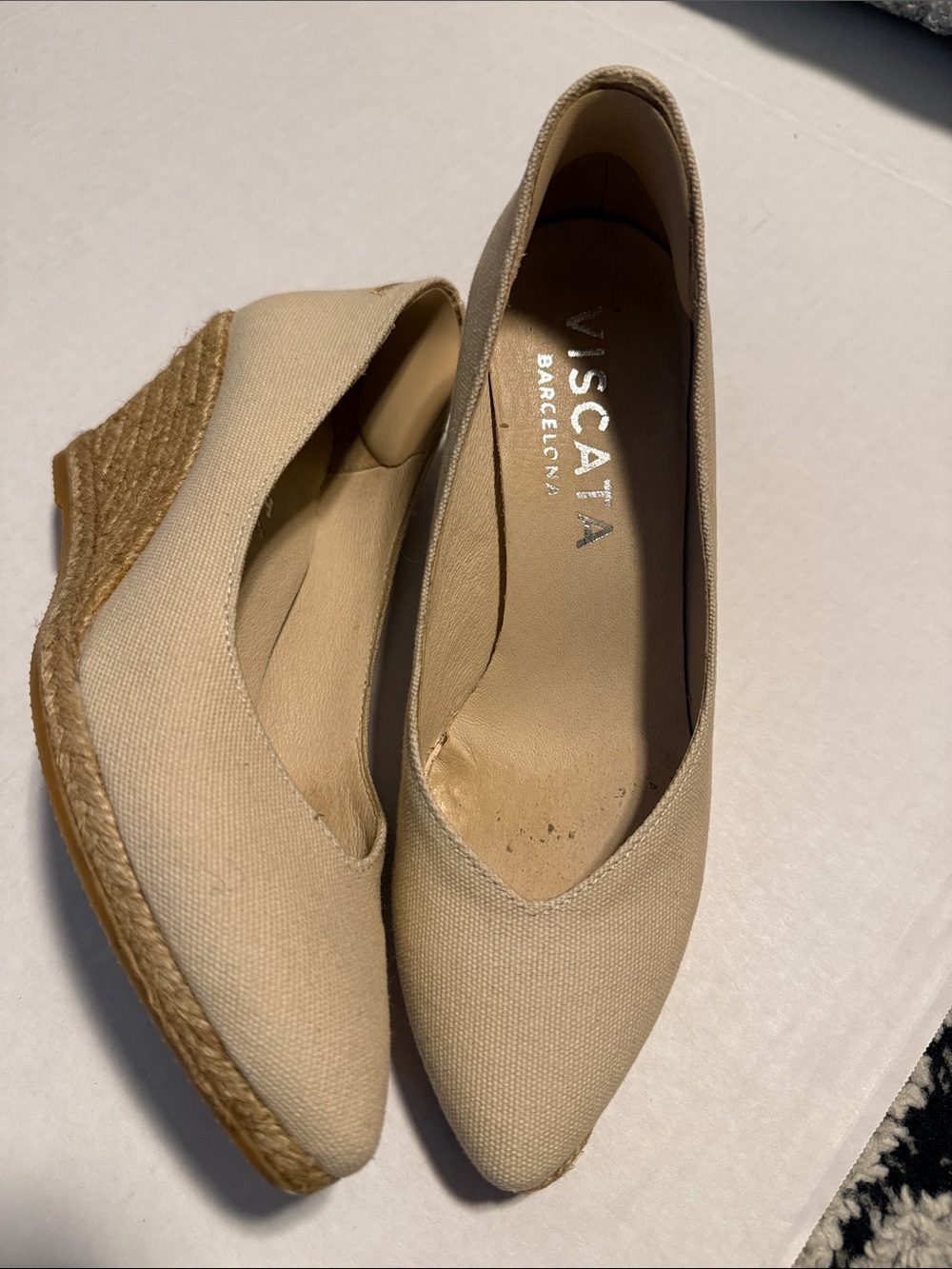 NWOT VISCATA Barcelona Cream Espadrille Wedges